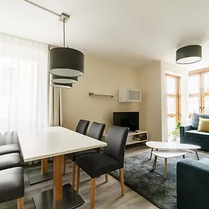 https://familienapartment-nahe-der-frauenkirche.dresdenhotels.net